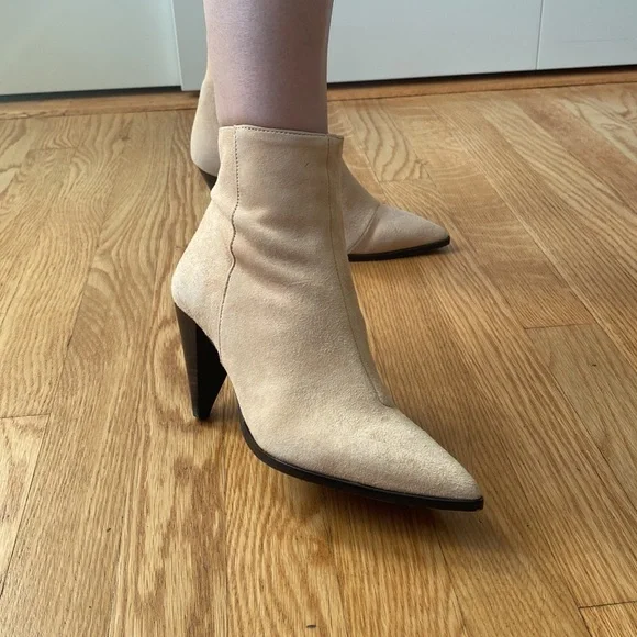 Pure Navy Shoes Pure Navy Hastar Suede Booties - Picture 2 of 4